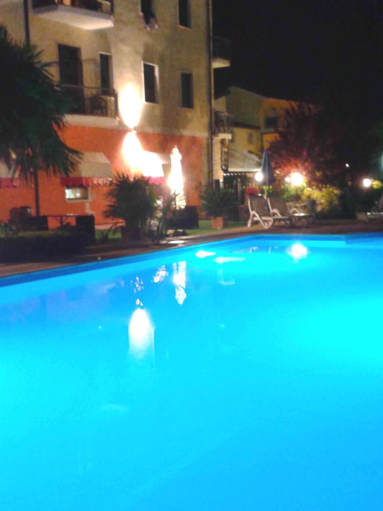Hotel Fornaci Peschiera del Garda Exterior foto